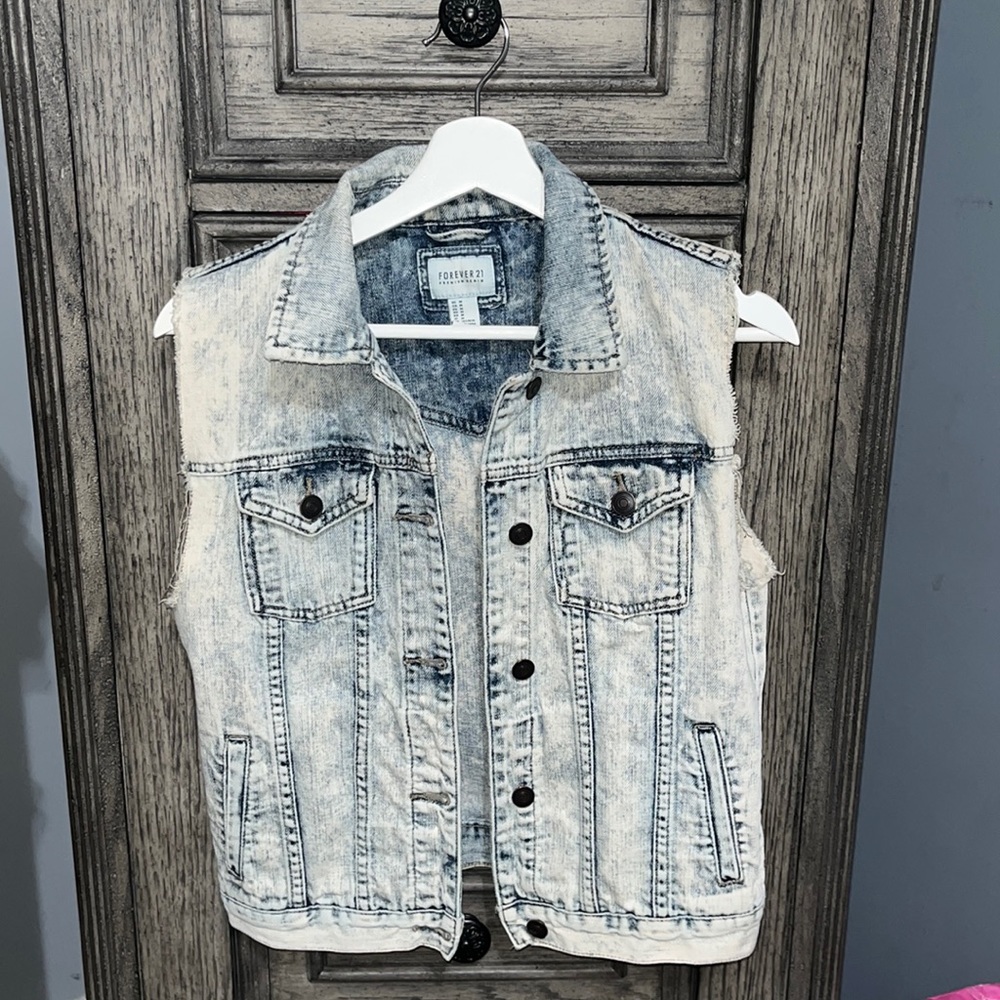 Forever 21 Distressed Light Denim Vest